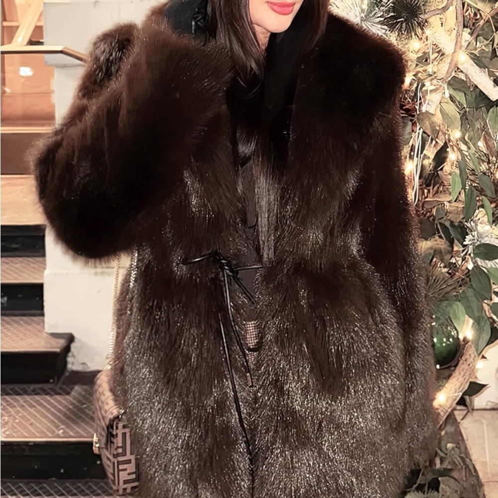 Luxurious Brown Faux Fur Coat jacket oversized fit warm winter jacket - Picture 6 of 9
